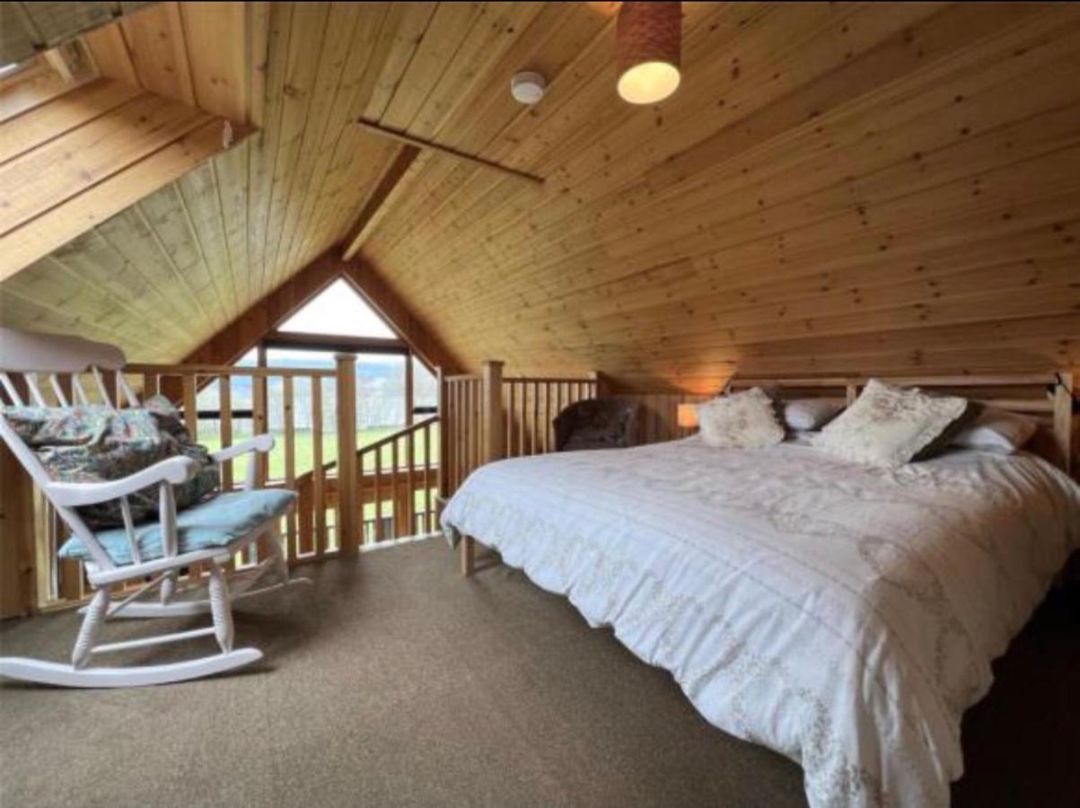 Dalavich Loch Aweside Forest Cabins מראה חיצוני תמונה